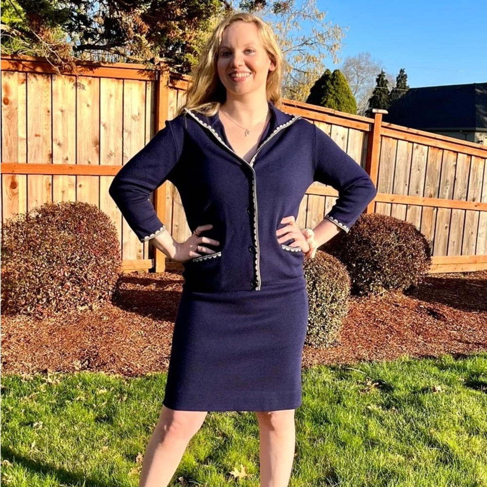 50s MIRSA Italian Knitwear Suit Set, Knit Wool Sweater and Skirt Navy Blue M